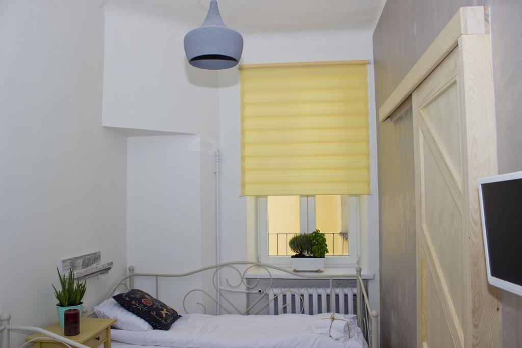 ורשה Chillout Hostel מראה חיצוני תמונה