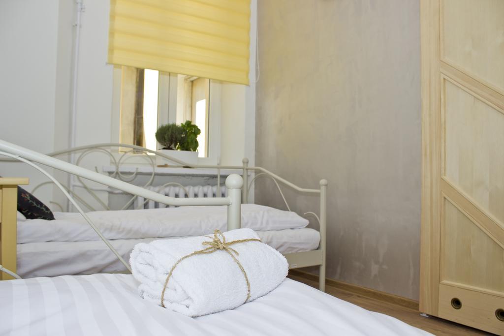 ורשה Chillout Hostel חדר תמונה