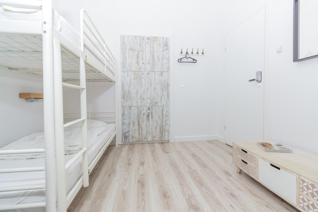 ורשה Chillout Hostel מראה חיצוני תמונה